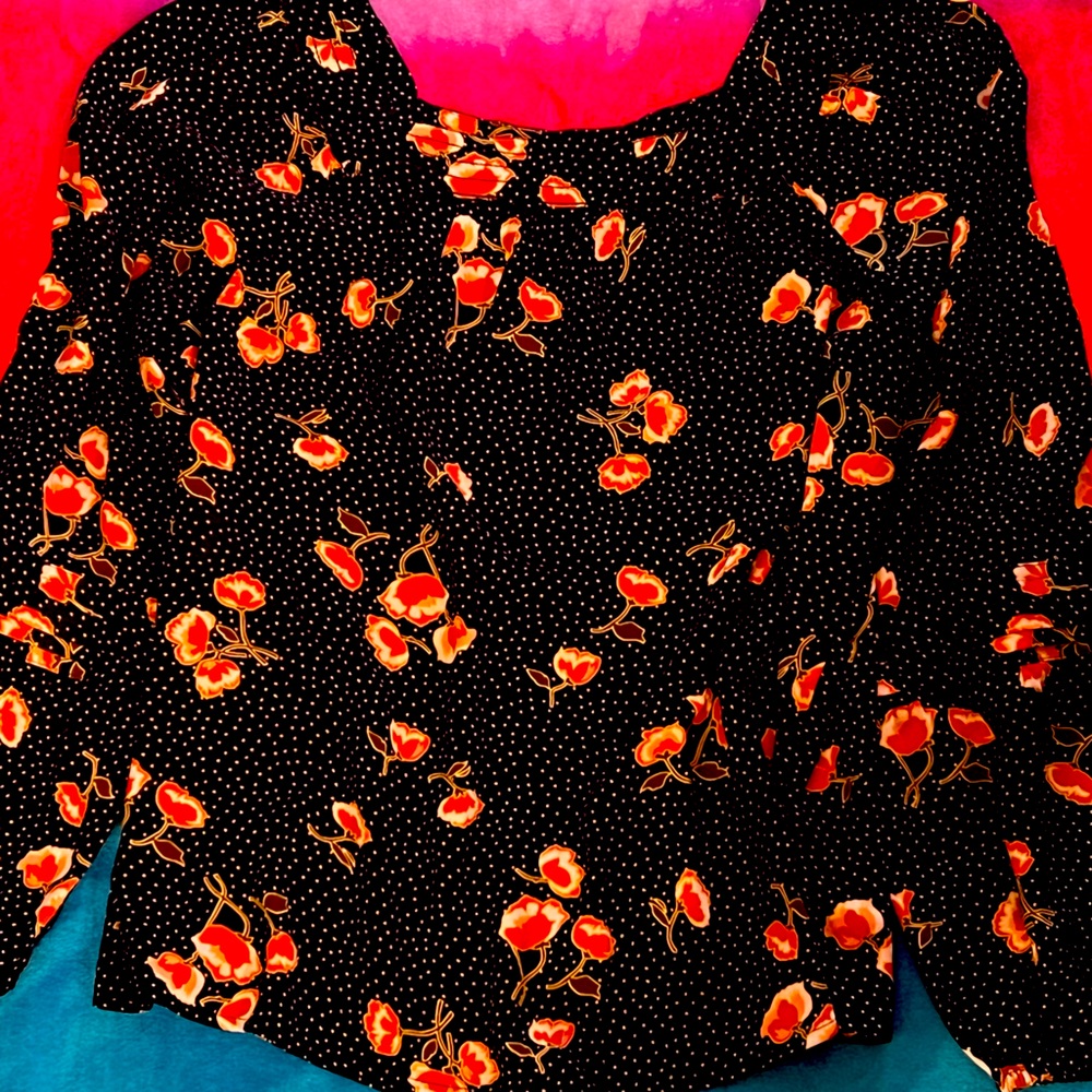 Navy Floral top